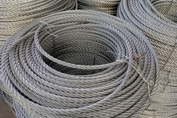 沈陽(yáng)電動(dòng)吊籃的吊索：特制構(gòu)件，安全與效率的雙重保障